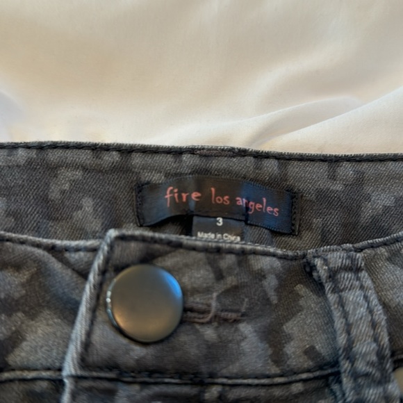 Houndstooth black and Grey skinny pants - Picture 3 of 6